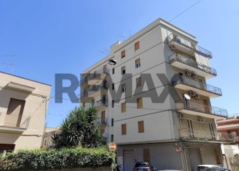 Edificio all\'aperto - Trilocale via giovanni battista vaccarini
 
25, Siracusa - foto 19