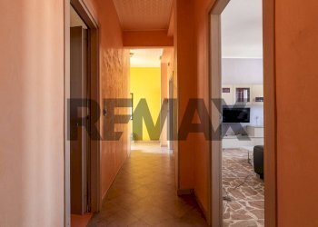 Hall / corridoio - Trilocale via giovanni battista vaccarini
 
25, Siracusa - foto 13