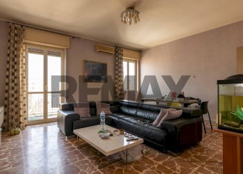 Soggiorno - Trilocale via giovanni battista vaccarini
 
25, Siracusa - foto 33
