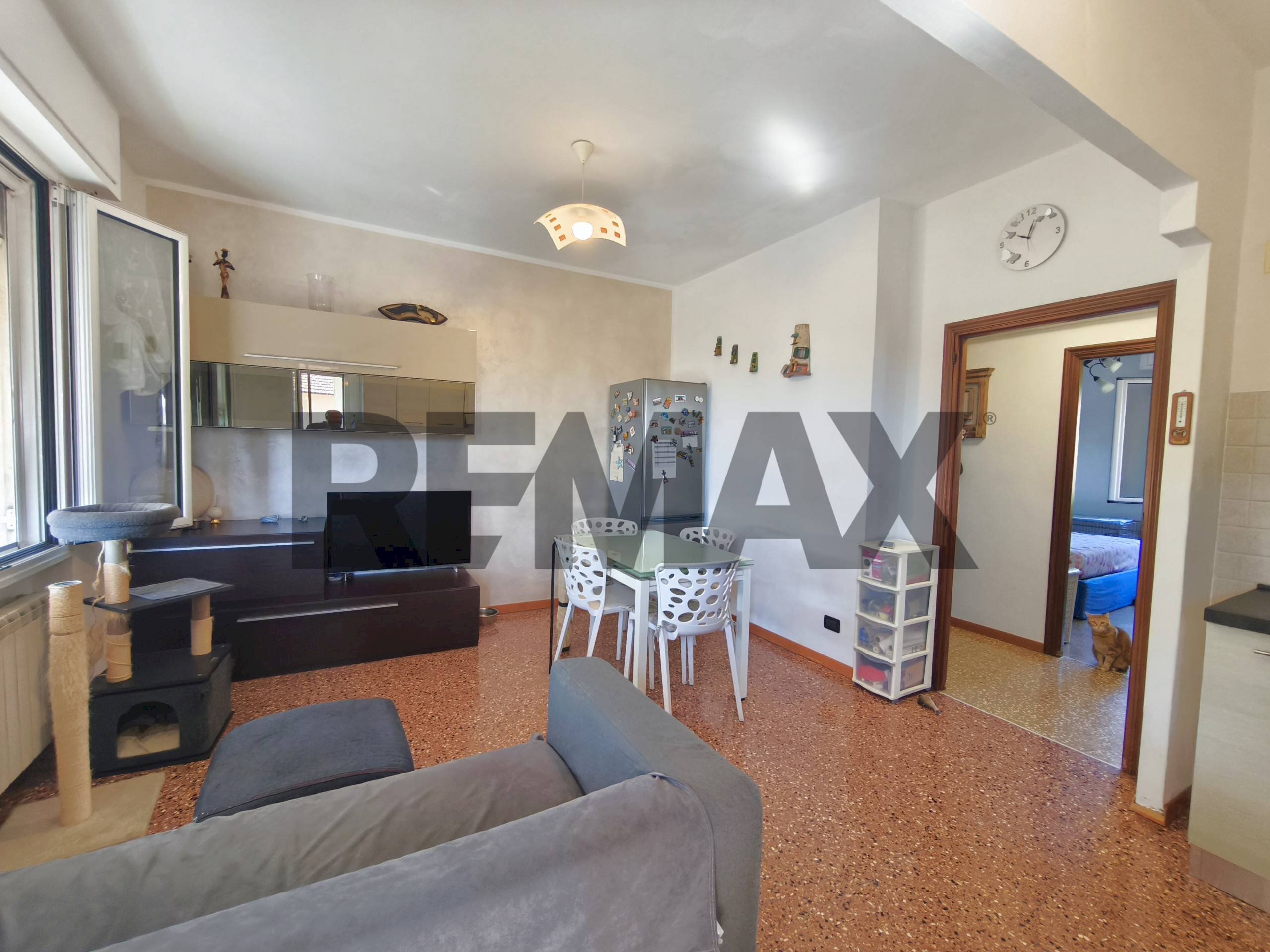 Sala da pranzo - Trilocale Via Piemonte
10/7, Vado Ligure - foto 2