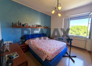 Camera / camera da letto - Trilocale Via Piemonte
 
10/7, Vado Ligure - foto 17