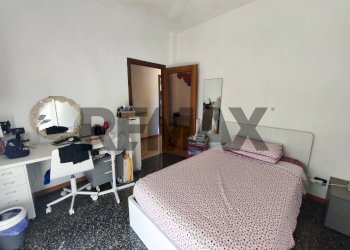 Camera / camera da letto - Trilocale Via Piemonte
 
10/7, Vado Ligure - foto 30