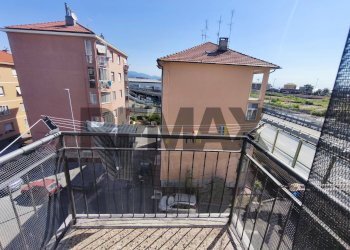 Balcone - Trilocale Via Piemonte
 
10/7, Vado Ligure - foto 33
