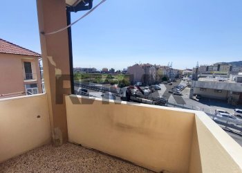 Balcone - Trilocale Via Piemonte
 
10/7, Vado Ligure - foto 46
