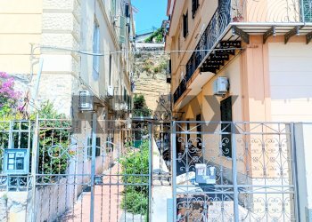 Edificio all\'aperto - Bilocale Via Del Parco Carelli
 
46, Napoli - foto 5