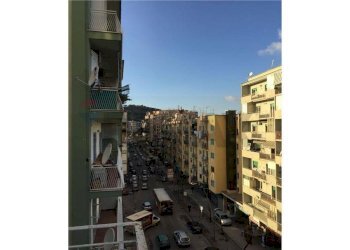 Edificio all\'aperto - Trilocale via Giacomo Leopardi
 
203, Napoli - foto 3