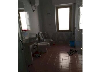 Bagno - Trilocale via Giacomo Leopardi
 
203, Napoli - foto 6