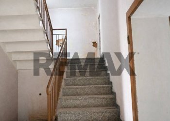 Scale - Casa indipendente VIA MOLINI
 
7, Dossena - foto 9