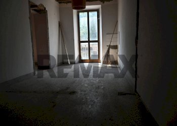 Stanza vuota - Casa indipendente VIA MOLINI
 
7, Dossena - foto 11
