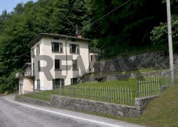 Casa all\'aperto - Casa indipendente VIA MOLINI
 
7, Dossena - foto 16