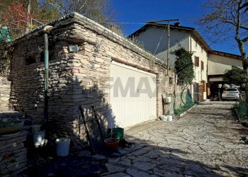 Casa all\'aperto - Casa indipendente Via Caldoie
 
18, Cavaso del Tomba - foto 1