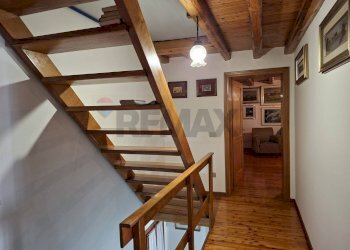 Scale - Casa indipendente Via Caldoie
 
18, Cavaso del Tomba - foto 10