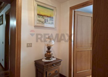 Hall / corridoio - Casa indipendente Via Caldoie
 
18, Cavaso del Tomba - foto 12