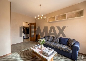 Soggiorno - Casa indipendente Frazione Cadola
 
32, Ponte nelle Alpi - foto 14