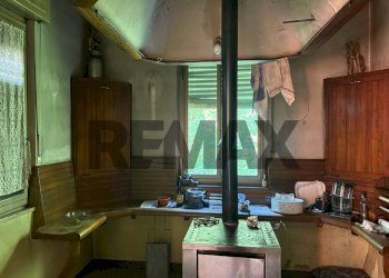 Cucina - Casa indipendente Frazione Cadola
 
32, Ponte nelle Alpi - foto 17