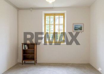 Stanza vuota - Casa indipendente Frazione Cadola
 
32, Ponte nelle Alpi - foto 35