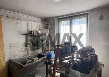 Sala da pranzo - Casa indipendente Frazione Cadola
 
32, Ponte nelle Alpi - foto 39
