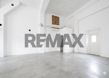 Stanza vuota - Casa indipendente Frazione Cadola
 
32, Ponte nelle Alpi - foto 43