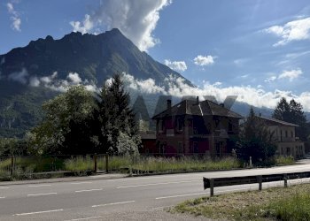 Vista delle montagne - Casa indipendente Frazione Cadola
 
32, Ponte nelle Alpi - foto 53
