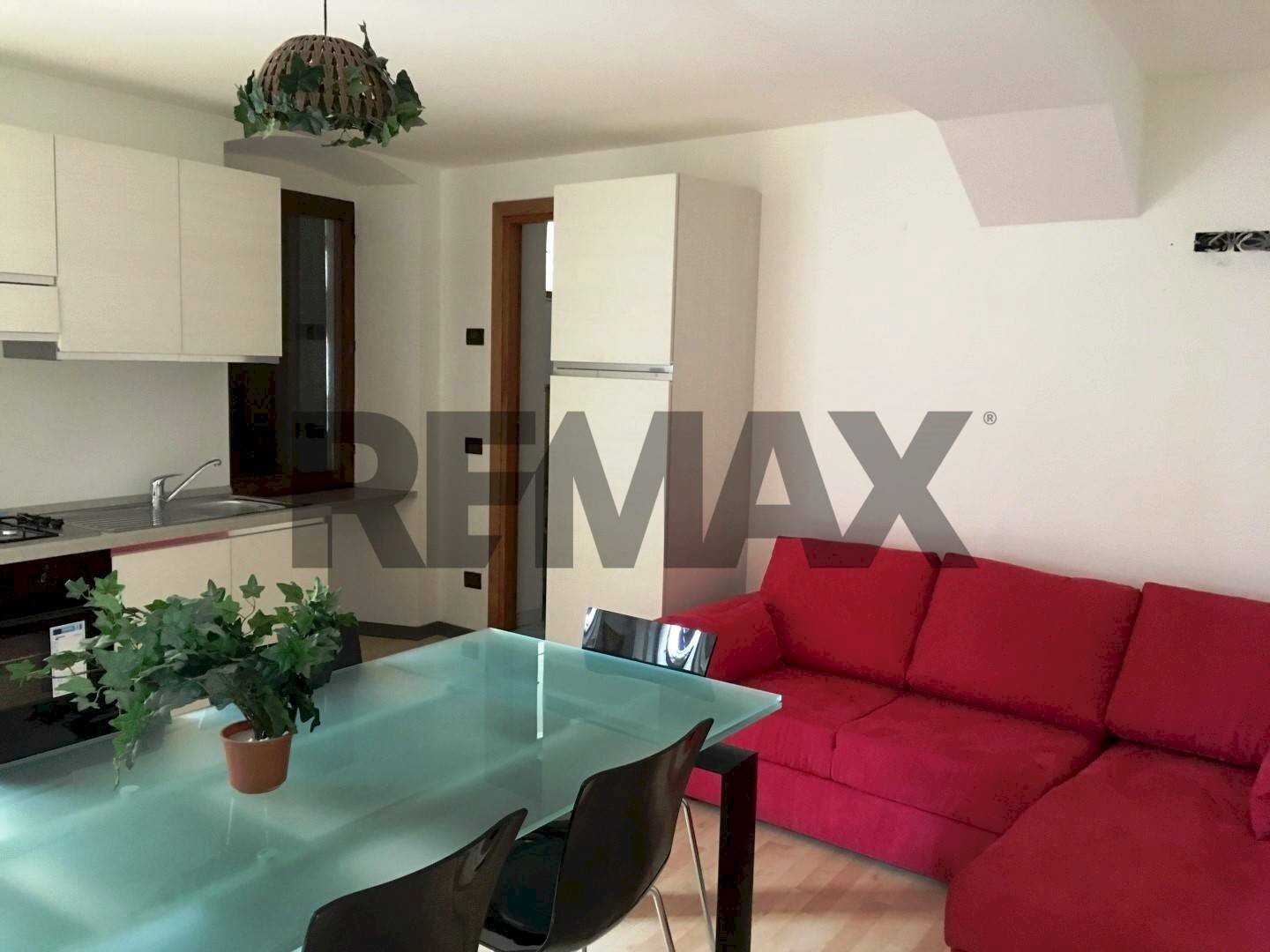 Sala da pranzo - Two-room apartment Via Santa Maria Dei Battuti
 
13, Belluno - photo 1