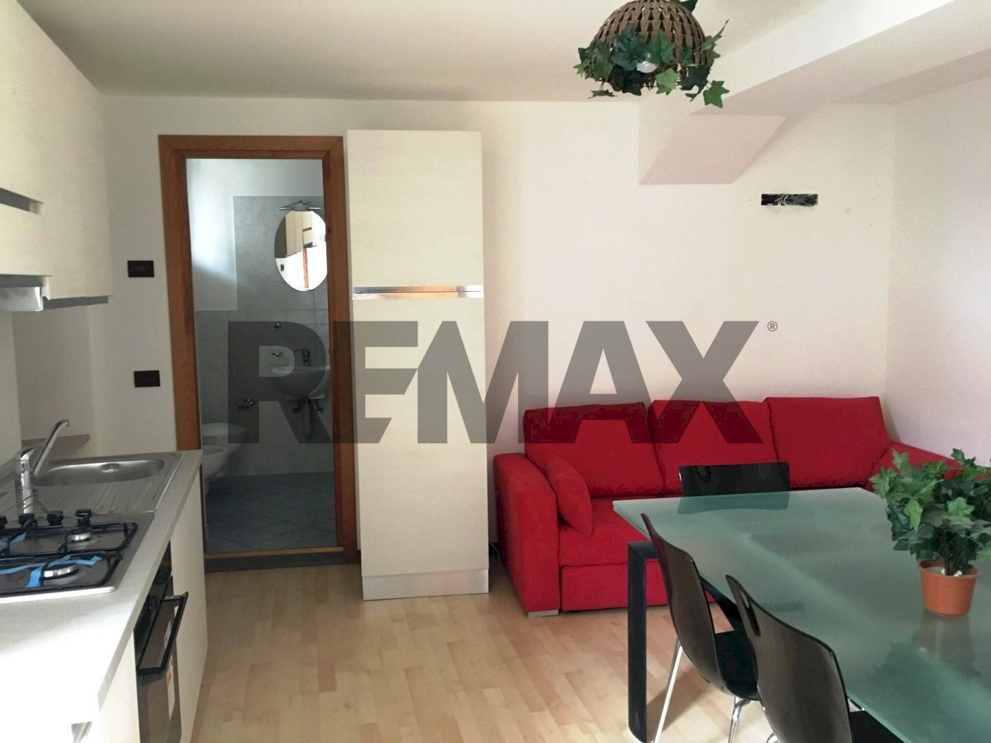 Sala da pranzo - Two-room apartment Via Santa Maria Dei Battuti
 
13, Belluno - photo 2