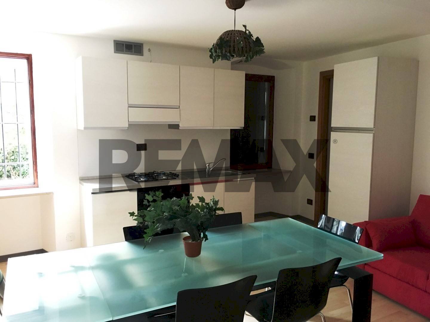 Sala da pranzo - Two-room apartment Via Santa Maria Dei Battuti
 
13, Belluno - photo 3