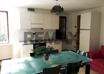 Sala da pranzo - Two-room apartment Via Santa Maria Dei Battuti
 
13, Belluno - photo 3