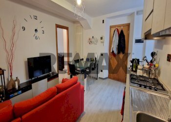 Sala da pranzo - Two-room apartment Via Santa Maria Dei Battuti
 
13, Belluno - photo 10