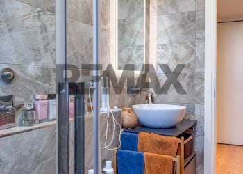 Bagno - Bilocale Viale Caterina Da Forlì
 
24, Milano - foto 25