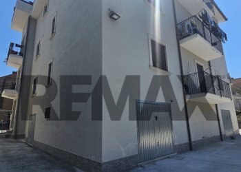 Edificio all\'aperto - Trilocale viale spinelli
 
15, San Giorgio del Sannio - foto 14