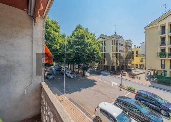Edificio all\'aperto - Three-room apartment via buozzi
 
11, Cassano Magnago - photo 8