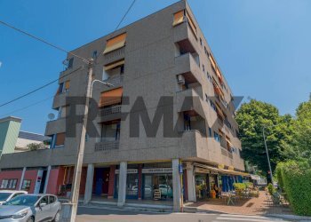 Edificio all\'aperto - Three-room apartment via buozzi
 
11, Cassano Magnago - photo 13