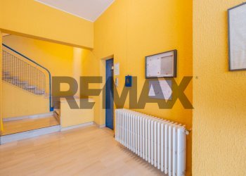 Hall / corridoio - Three-room apartment via buozzi
 
11, Cassano Magnago - photo 14