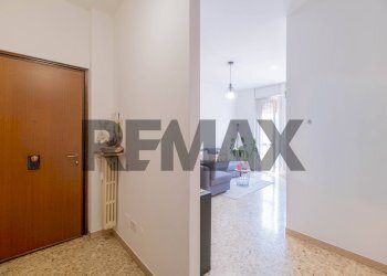 Hall / corridoio - Three-room apartment via buozzi
 
11, Cassano Magnago - photo 28