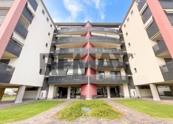 Edificio all\'aperto - Attic Via San Domenico Savio
 
48, Brugherio - photo 2