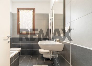 Bagno - Attic Via San Domenico Savio
 
48, Brugherio - photo 11
