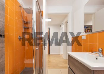 Bagno - Attic Via San Domenico Savio
 
48, Brugherio - photo 19