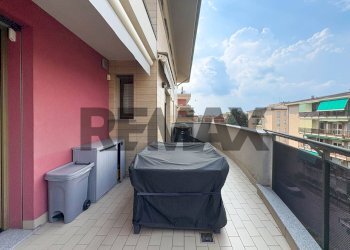 Balcone - Attic Via San Domenico Savio
 
48, Brugherio - photo 16