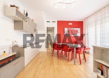 Sala da pranzo - Attic Via San Domenico Savio
 
48, Brugherio - photo 20