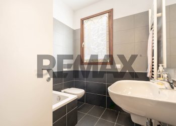 Bagno - Attic Via San Domenico Savio
 
48, Brugherio - photo 23