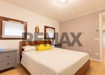 Camera / camera da letto - Attic Via San Domenico Savio
 
48, Brugherio - photo 37