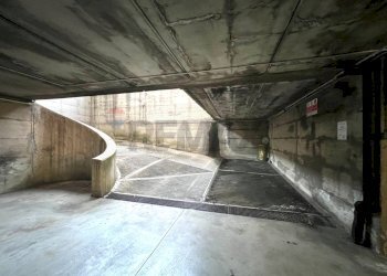 Parcheggio - Box Via Giuseppe Garibaldi
 
58, Brugherio - photo 5