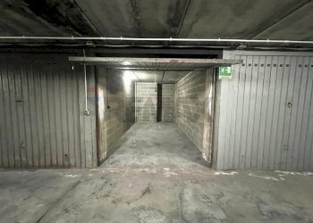Parcheggio - Box Via Giuseppe Garibaldi
 
58, Brugherio - photo 17