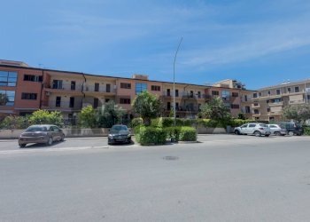Edificio all\'aperto - Three-room apartment via sacerdote salvatore napoleone
 
4, Ficarazzi - photo 2