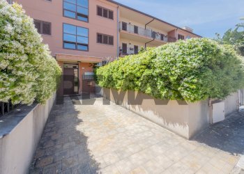 Edificio all\'aperto - Three-room apartment via sacerdote salvatore napoleone
 
4, Ficarazzi - photo 3