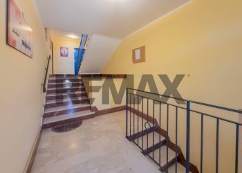 Scale - Three-room apartment via sacerdote salvatore napoleone
 
4, Ficarazzi - photo 8