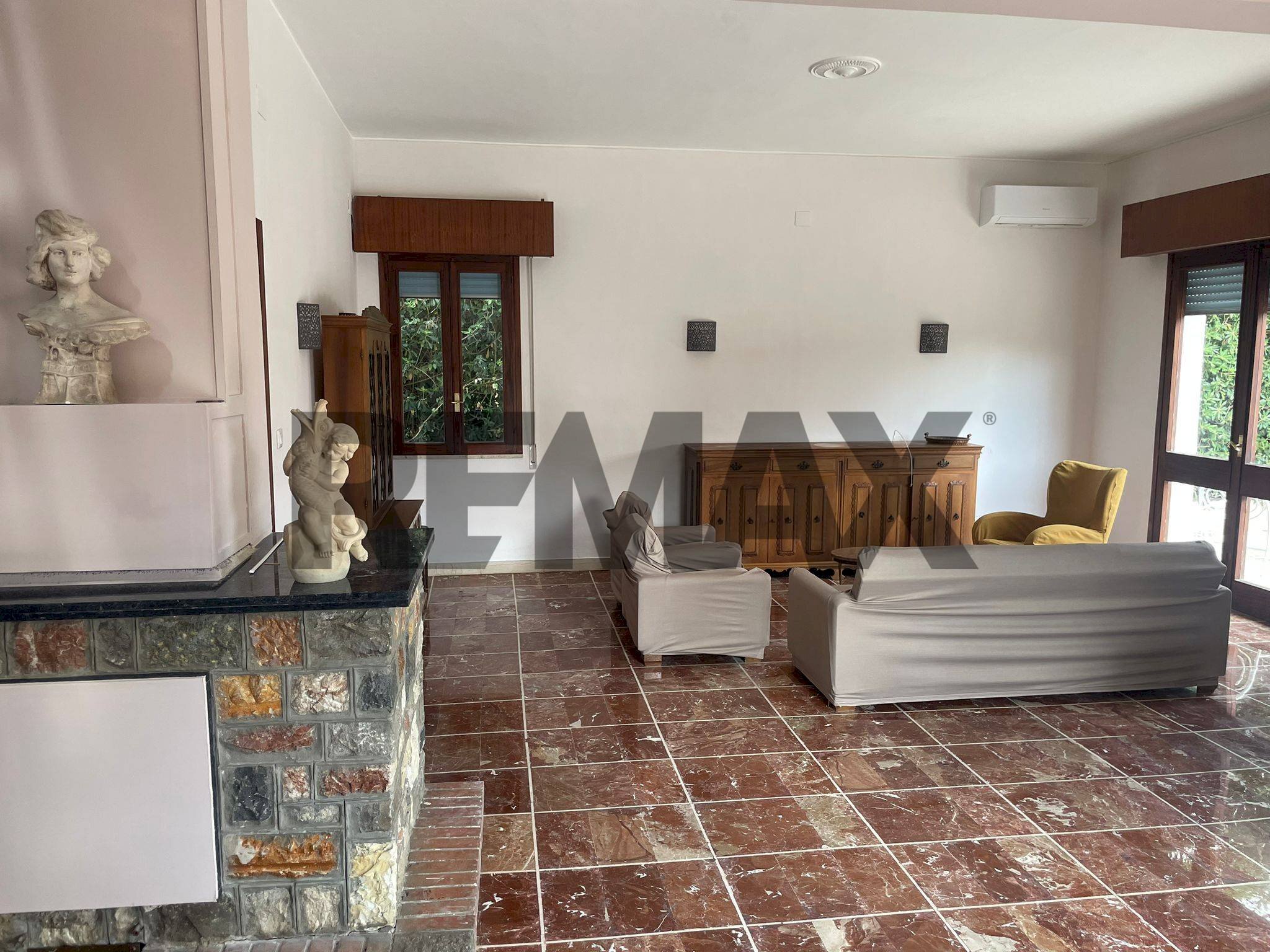 Soggiorno - Villa lungo mare cristoforo colombo
nr, Carini - foto 3