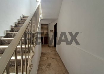 Scale - Casa indipendente via Enrico FERMI
 
28, Santa Croce Camerina - foto 12