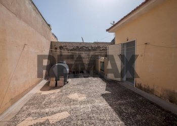 Terrazza - Casa indipendente via Enrico FERMI
 
28, Santa Croce Camerina - foto 19