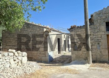 Casa all\'aperto - Rustic Contrada Calanchi Vanella 7
 
3, Modica - photo 1